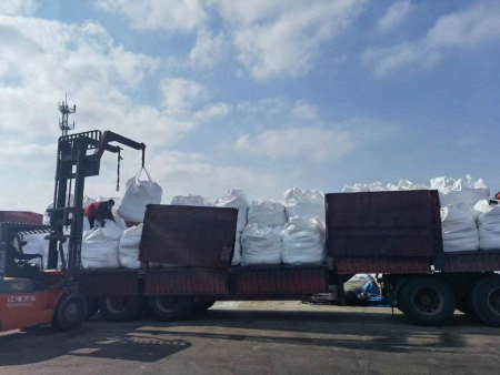 發貨現(xiàn)場(chǎng)